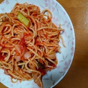 菜花のトマトクリームパスタ